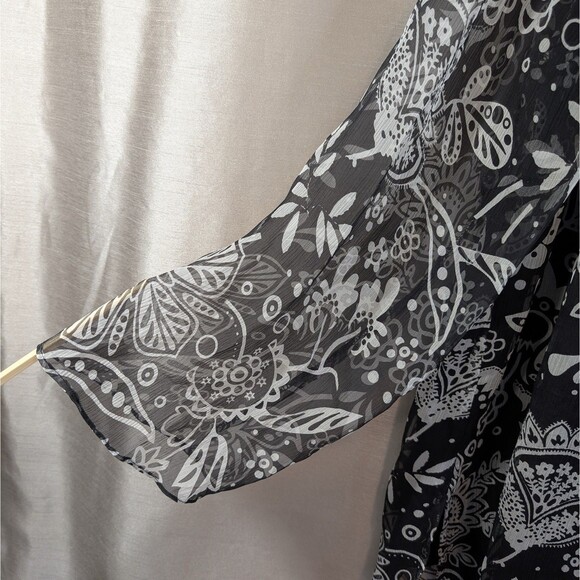 Edward Woman Size 1X 100% Silk Floral Top Flowy Career Bohemian Whimsygoth NEW - Picture 9 of 11